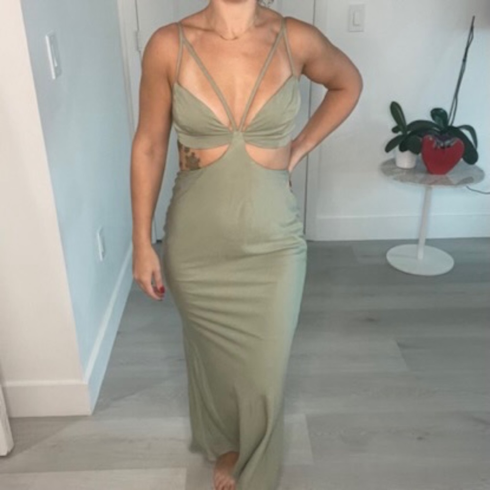 Green Cut Out Fitted Maxi Dress